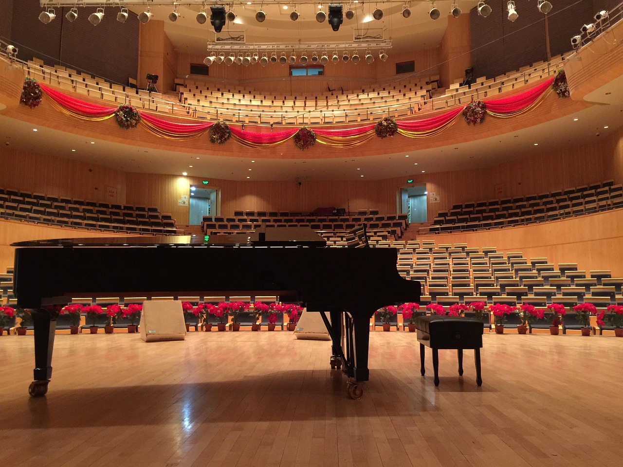 about-hall-image